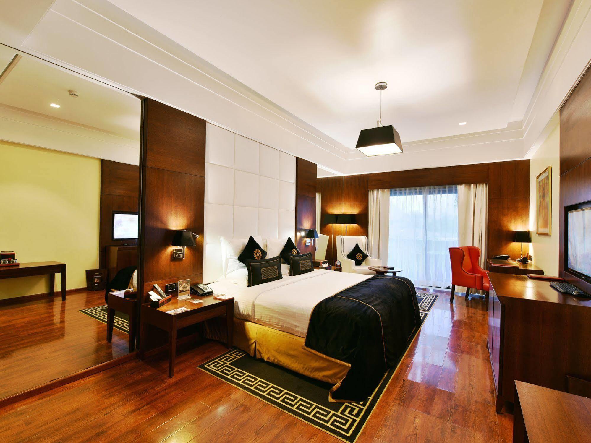 Della Resorts Lonavala Exterior photo
